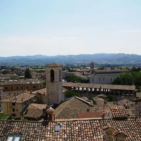 In With Pool & Garden Holiday home